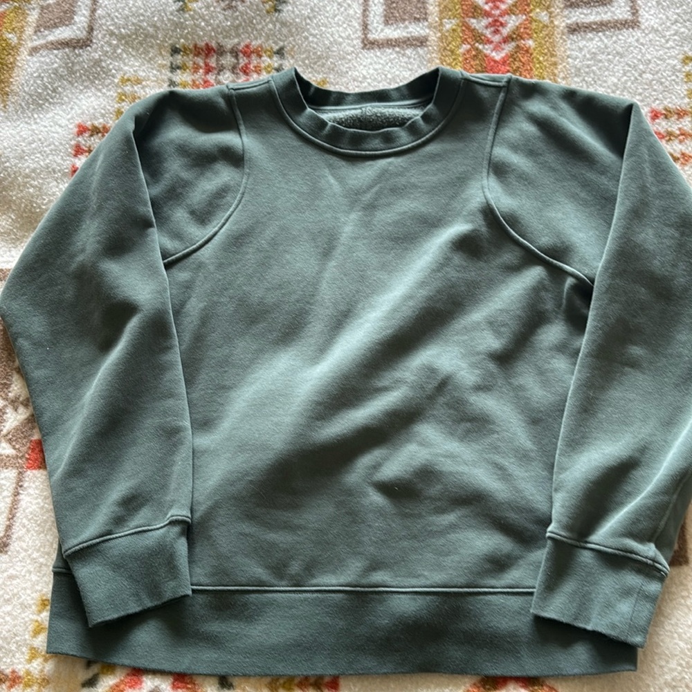 Lululemon loungeful crewneck